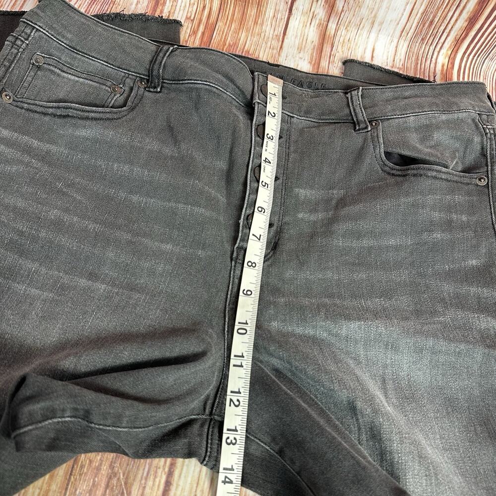American Eagle HI RISE CROP FLARE Size 20 Short Black Jeans Denim Pants 37x23 - Picture 6 of 11